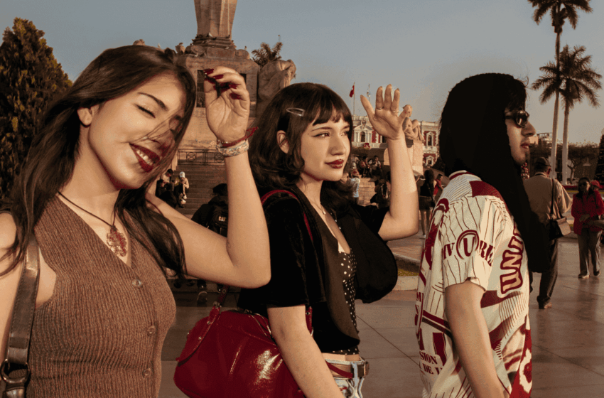  Guitarras, amigos y la «U»: Tomyor y su grito de resistencia generacional en su disco debut